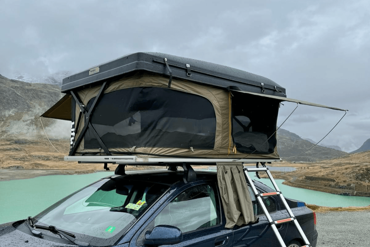 Femkes Lifun rooftop tent